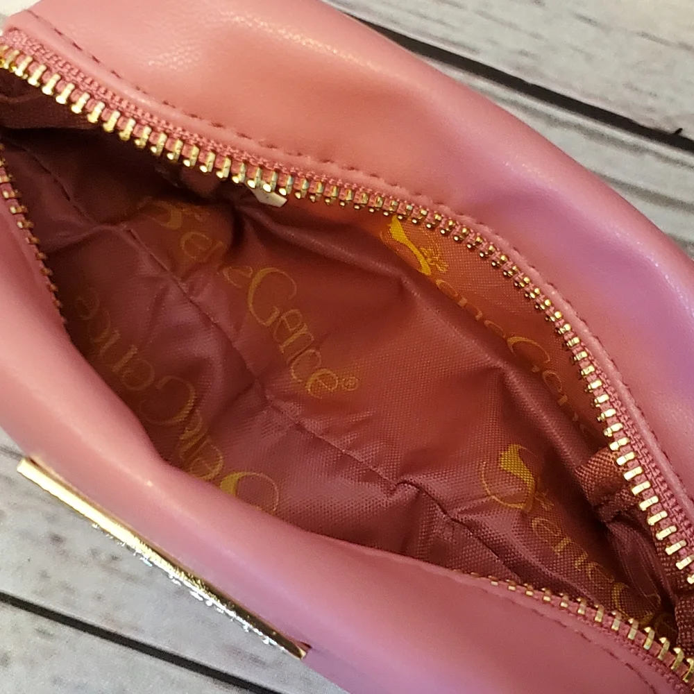 SeneGence makeup bag rose colored with samples